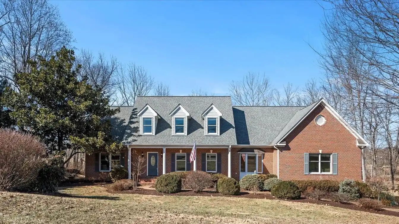 Tranquility and Comfort on 3.6 Acres