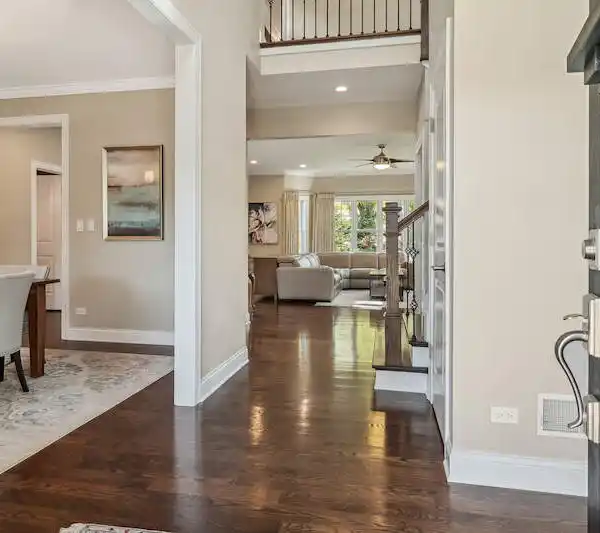 EXQUISITE LUXURY HOME IN PREMIER ARLINGTON HEIGHTS LOCATION
