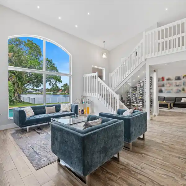 UPDATED WATERFRONT STUNNER