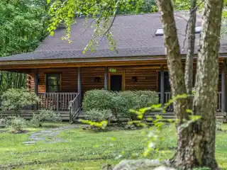 Log Home on 212 Peaceful Acres