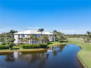Beautiful Condo with Spectacular Golf and Lake Views