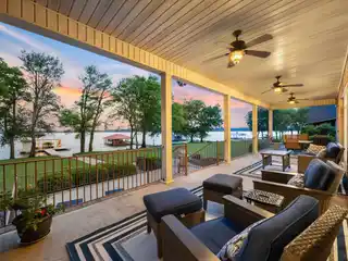Waterfront Luxury on Lake Wheeler