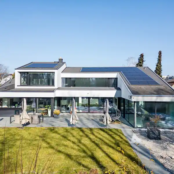 MODERN ARCHITECTURAL MASTERPIECE