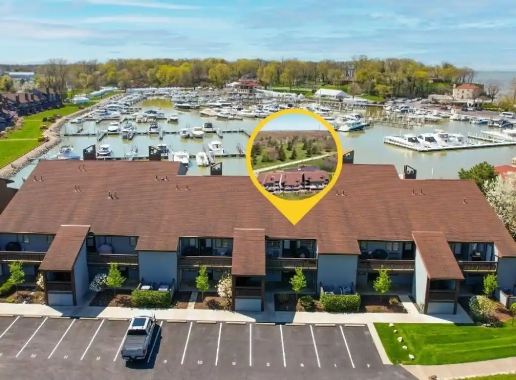 Elevated Ranch Condo Overlooking Lake Erie