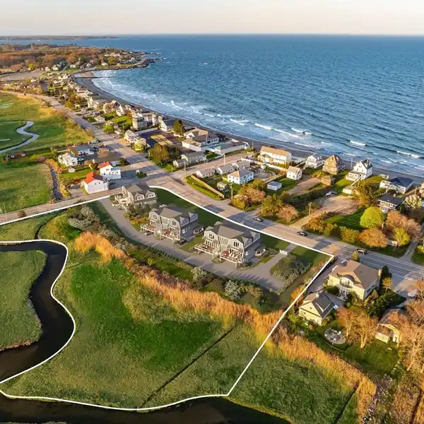 SUN-SPLASHED RARE COASTAL RETREAT