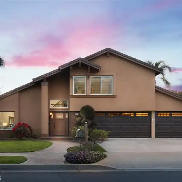 ELEGANT MABURY RANCH HOME