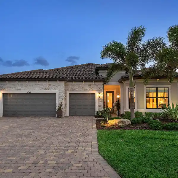 THE MOST LUXURIOUS RESIDENCE IN DEL WEBB AT LAKEWOOD RANCH