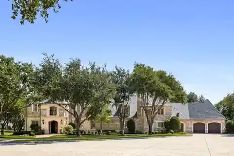 Extraordinary Estate in the Villages of Stonebriar Park