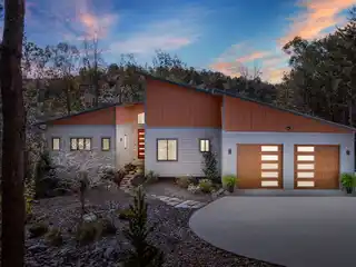 Peaceful Lakefront Property with Mountain Views