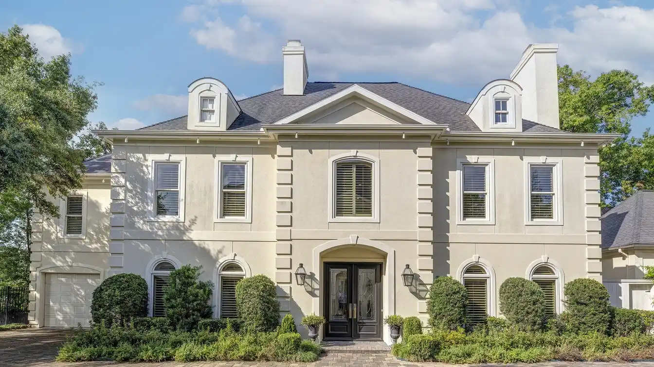 Gorgeous Residence in a Three-home Gated Enclave
