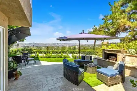 Mesa Vista Gem with Panoramic Mission Views