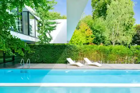 Remarkable Contemporary Villa in Prince D'orange