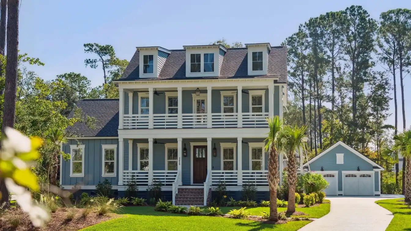 Perfect Riverside Retreat