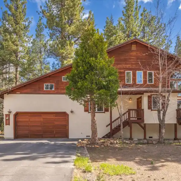 WONDERFUL LOWER TAHOE DONNER CABIN