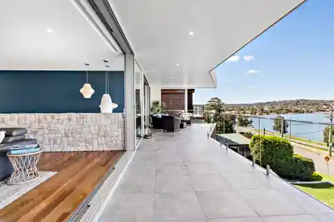 A Sophisticated and Luxurious Lifestyle on Coveted Berkeley Street