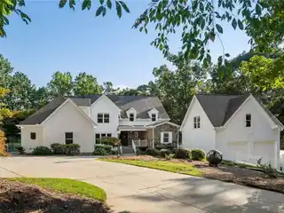 Luxury Seven Bedroom Lake Estate