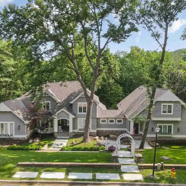 TURNKEY HOME ON NEARLY 1.5 ACRES