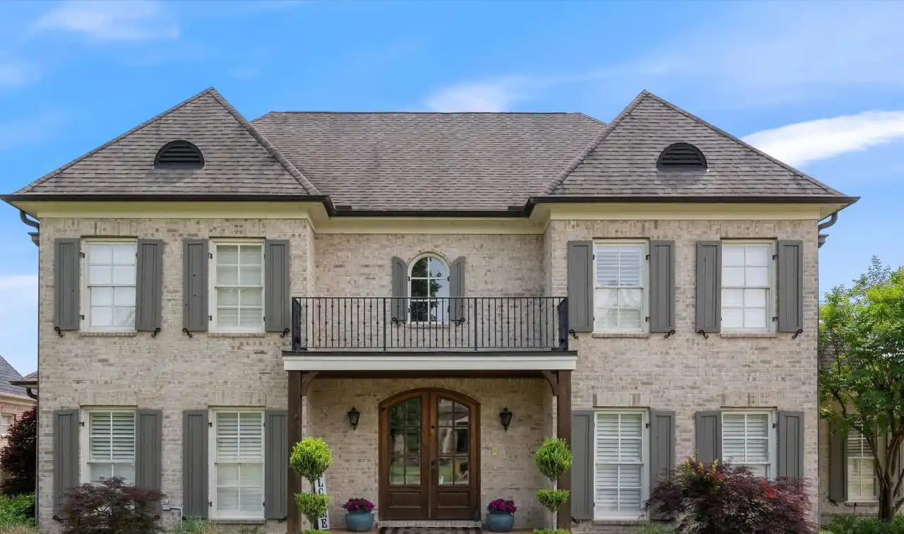 Large Updated Home in Premier Robinson Crossing