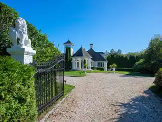 Impeccable European Style Villa for Rent