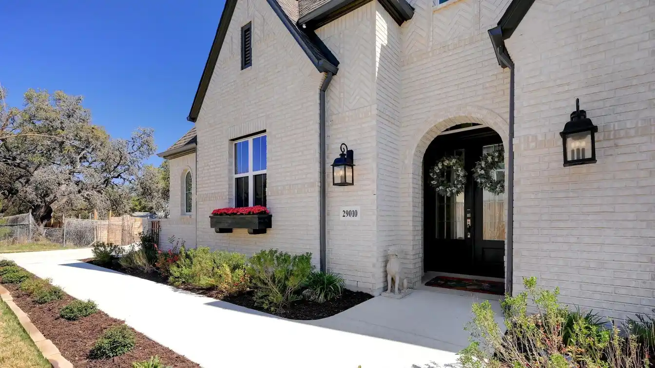 Exquisite Highland Home