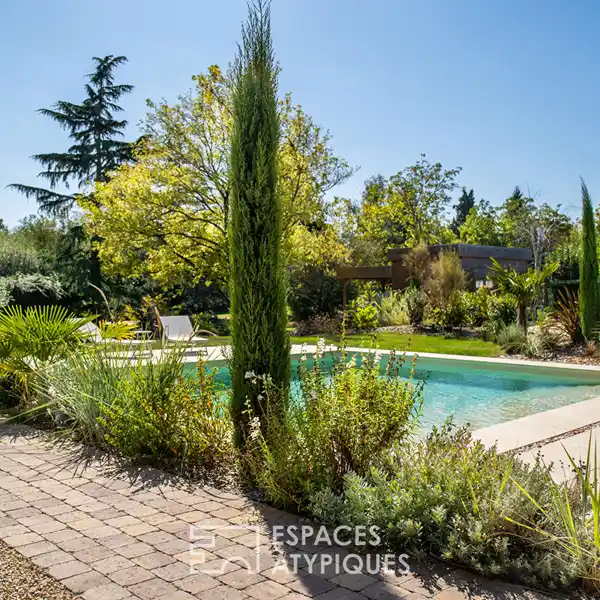 ELEGANT PROPERTY IN A PRIVILEGED SETTING