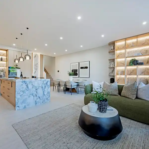 EXCEPTIONAL SPLIT-LEVEL DUPLEX
