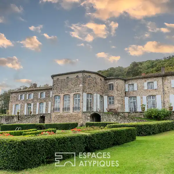 HISTORIC CASTLE
