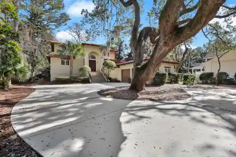 Luxury Leamington Oasis with Private Pool on Hilton Head Island