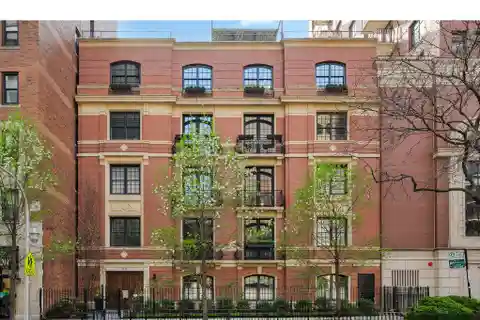 Wonderful Opportunity in an Exclusive Building