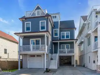 Gorgeous Sea Bright Home