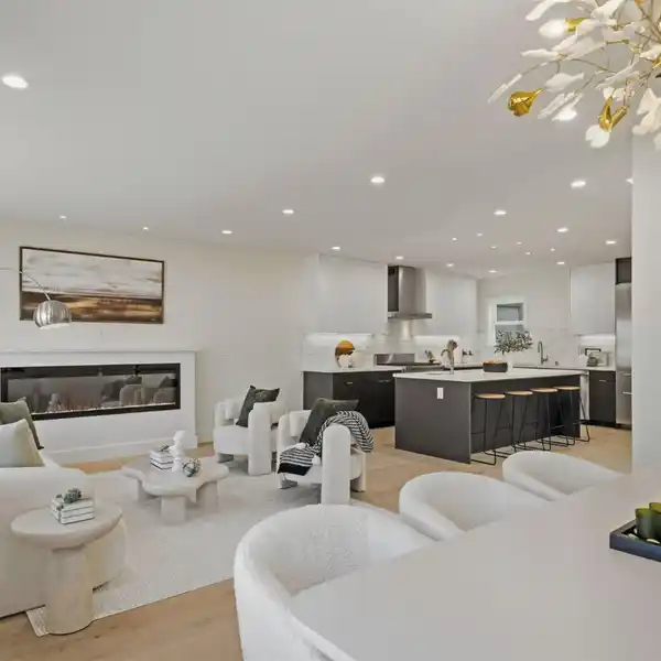 COMPLETELY REIMAGINED RESIDENCE IN THE HEART OF CENTRAL RICHMOND