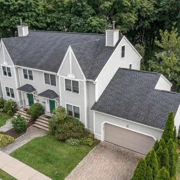 WONDERFUL THREE-LEVEL TOWNHOUSE
