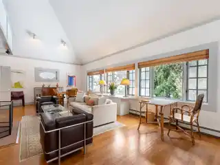 Picturesque East Hampton Retreat for Rent