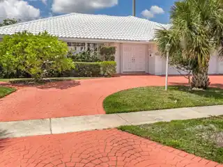 Sun-filled Home in Camino Gardens