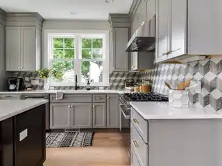 Elegant Open Layout in Prime Location