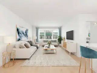 Sun-Soaked Sanctuary in a Prime Flatiron Location