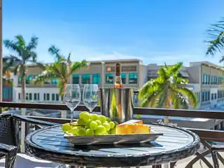 Magnificent Turnkey Condo at Mercato