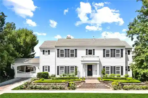 Magnificent Estate in Robinson Ranch