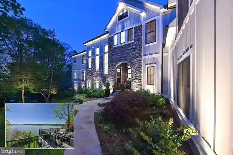 Waterfront Retreat with Endless Views