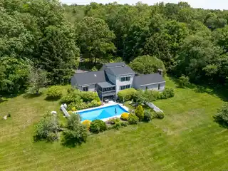 Gorgeous Nine-Acre Retreat