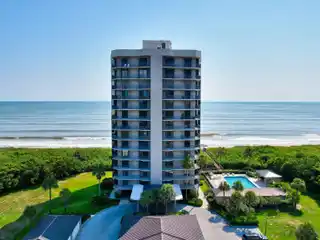 Luxurious Oceanfront Condo on North Hutchinson Island