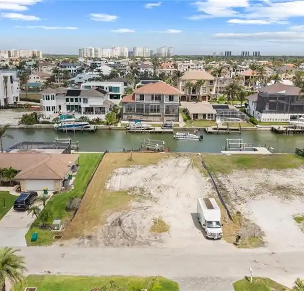 EXCEPTIONAL WATERFRONT HOME SITE