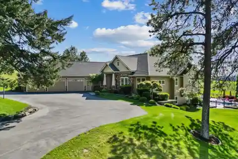 Extraordinary Custom Estate