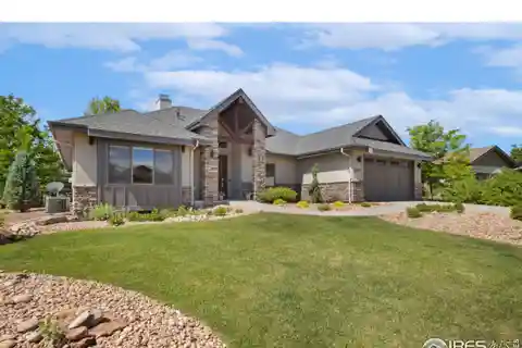 Ranch Home in Highland Meadows Golf Course Community