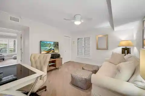 Elegant and Contemporary Home