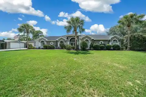 Dream Cabana-Style Home in Pine Ridge