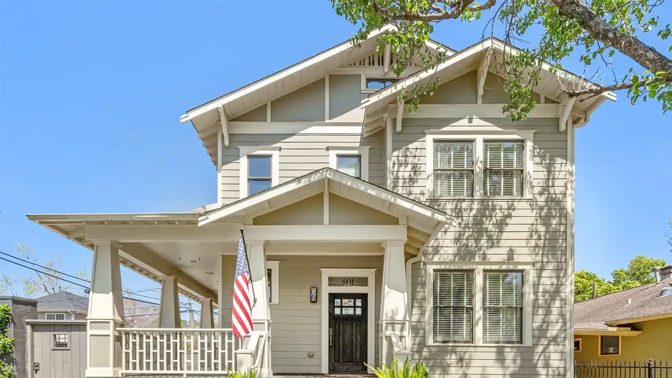 Charming Craftsman in Houston Heights