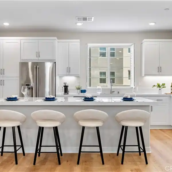 UPGRADED LAKE VIEW HOME IN RIENDA
