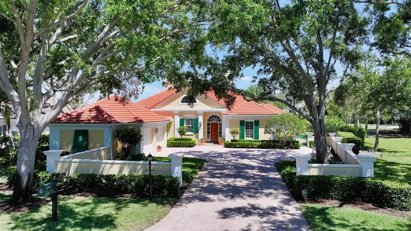 Charming Golf Course Home in the Oaks Club