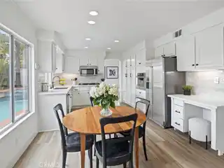 Pool Home in Sought-after Wagon Wheel Canyon